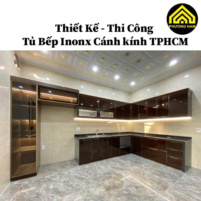 mẫu tủ bếp inox cánh kính đẹp mà Bếp Phương Nam đã thiết kế thi công tại TPHCM 9